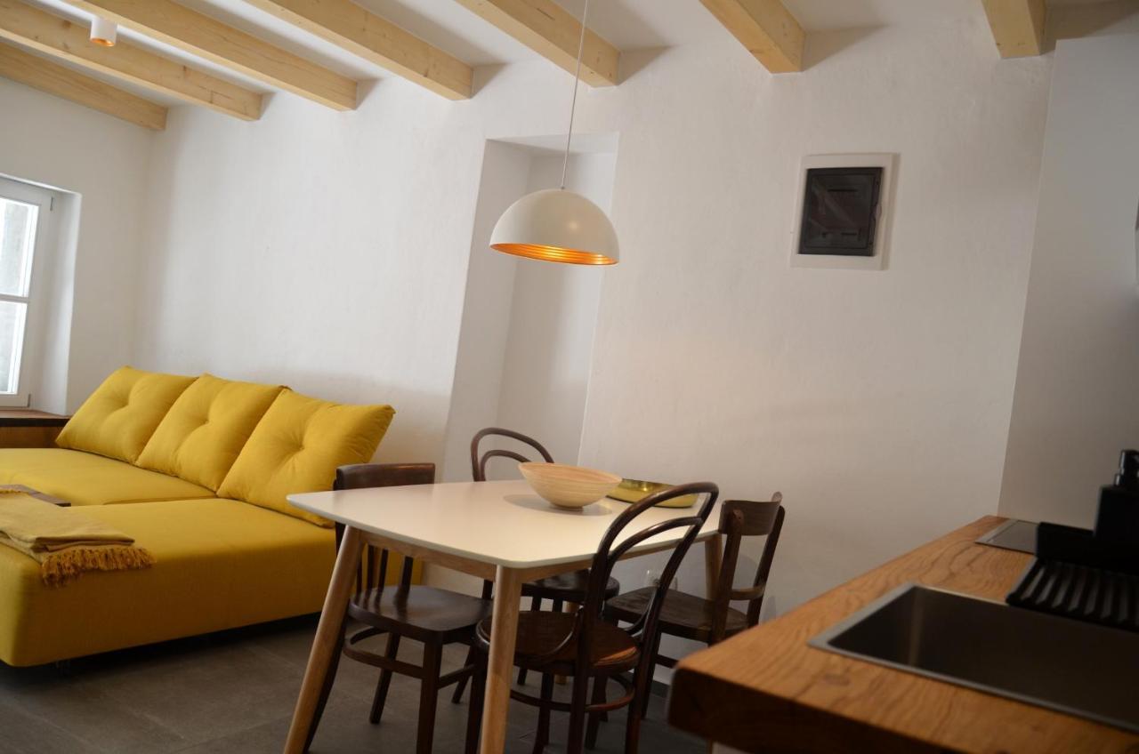 Apartments Martamare Martinscica  Exterior photo